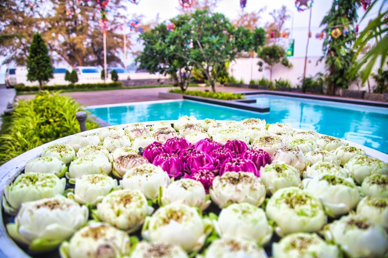Naiya Sea Resort Сиануквиль Экстерьер фото